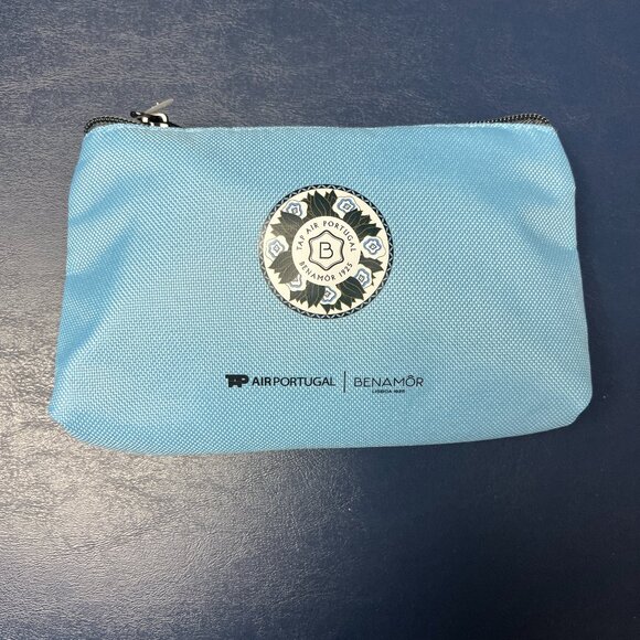 Handbags - Tap Air Portugal Business Class/travel cosmetic amenity bag